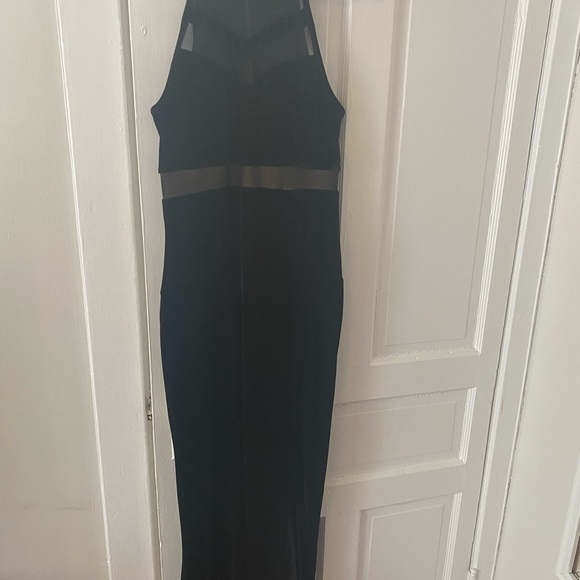 Black, velvet floor length dress. - Picture 1 of 2